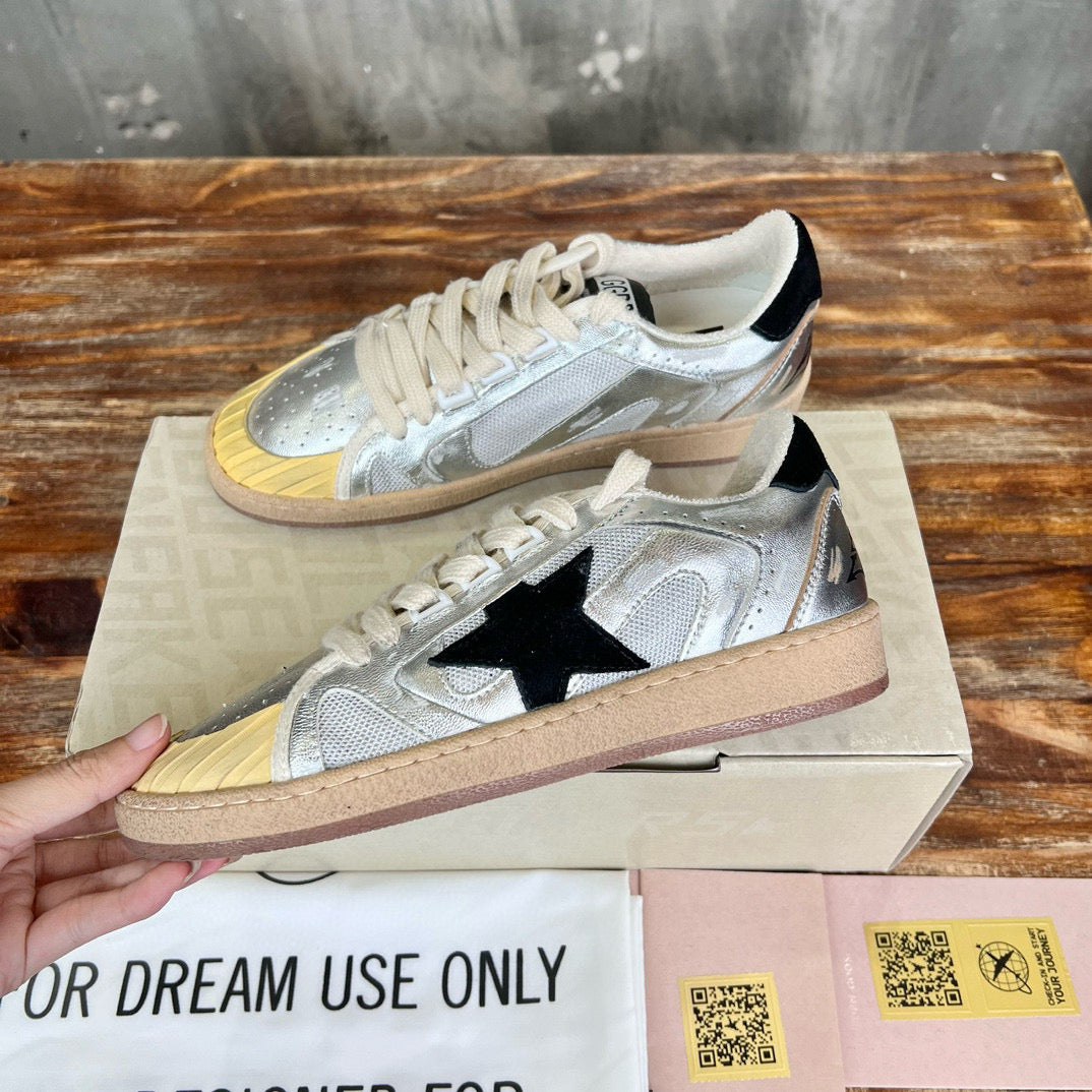 Golden Goose Sneaker