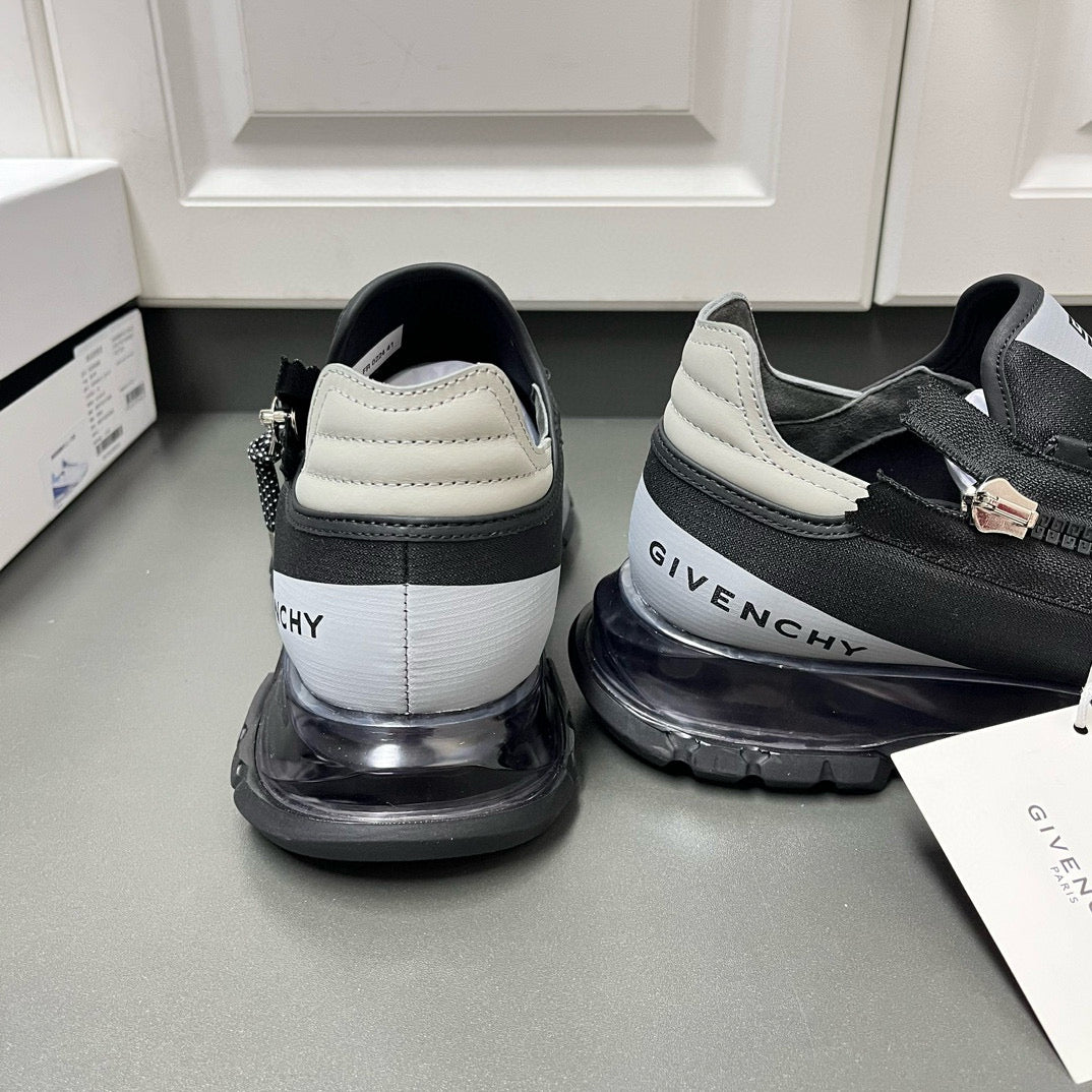 Givenchy Sneakers
