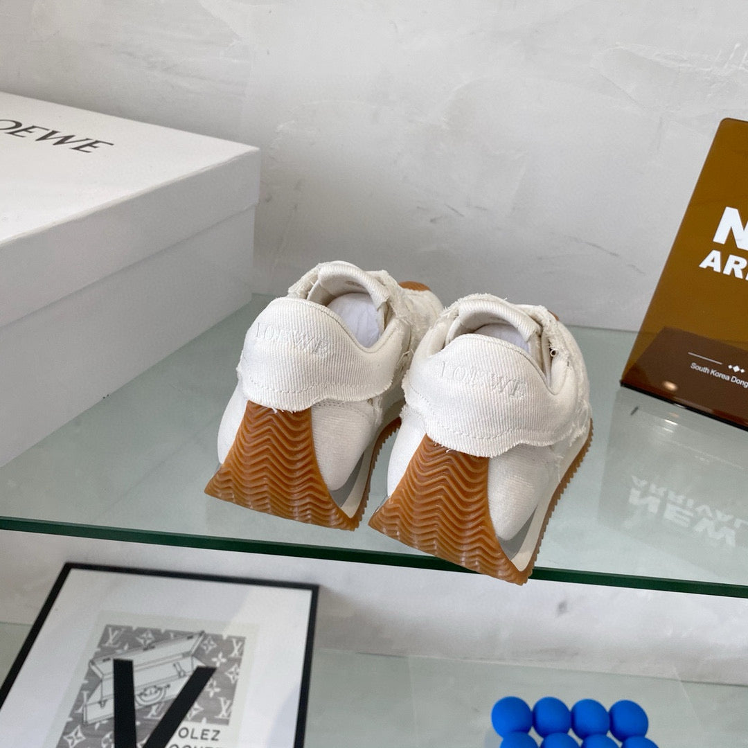 Loewe Sneakers