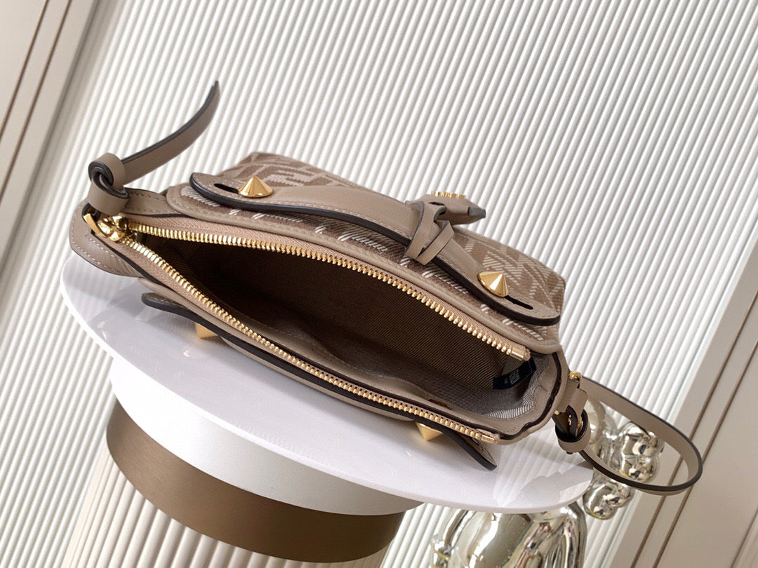 Fendi Sling bag (Mini)