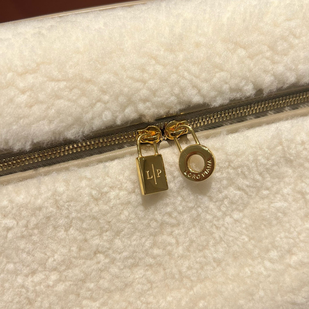 Loro Piana 27 Case Bag