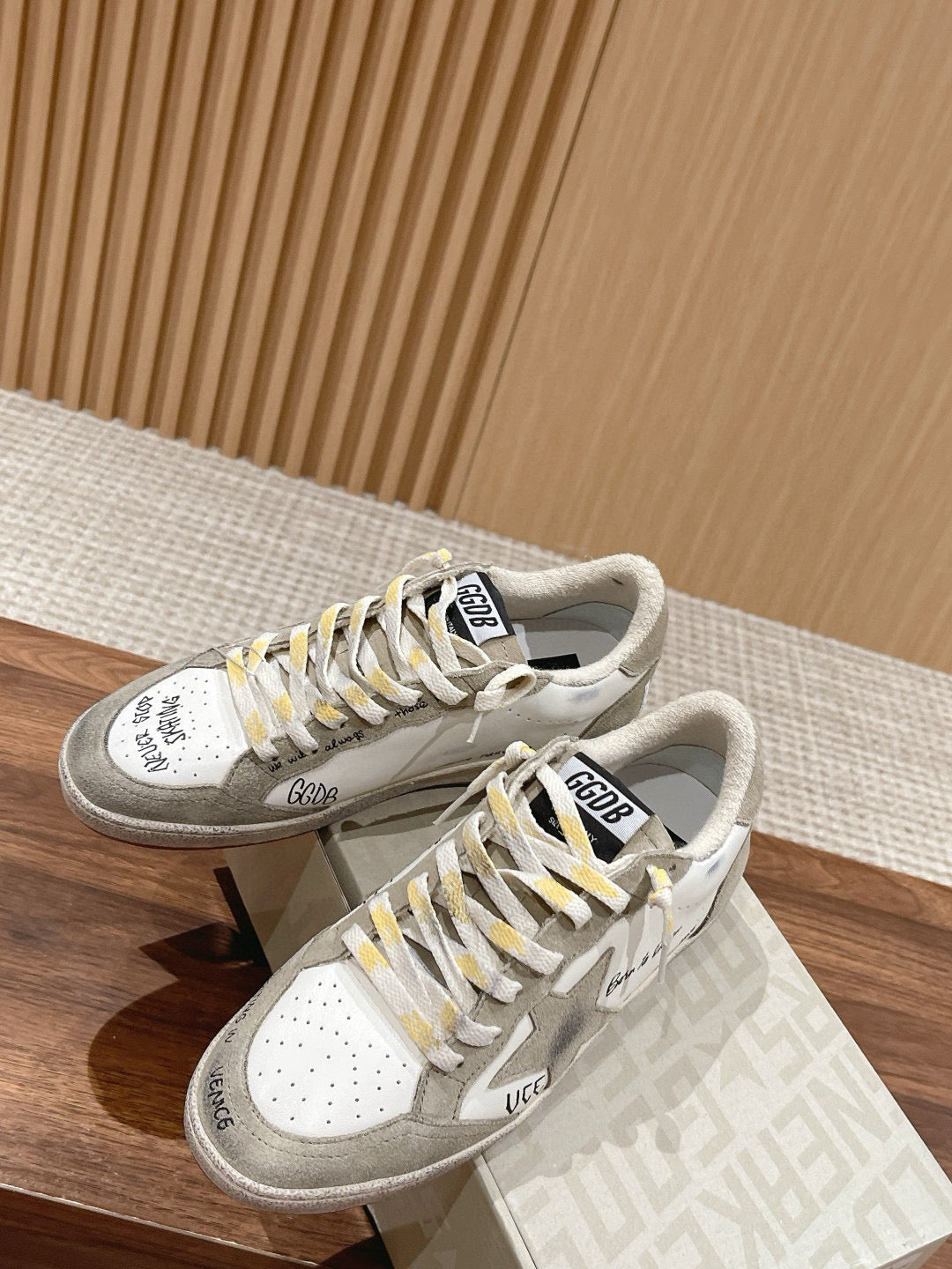 Golden Goose Sneaker