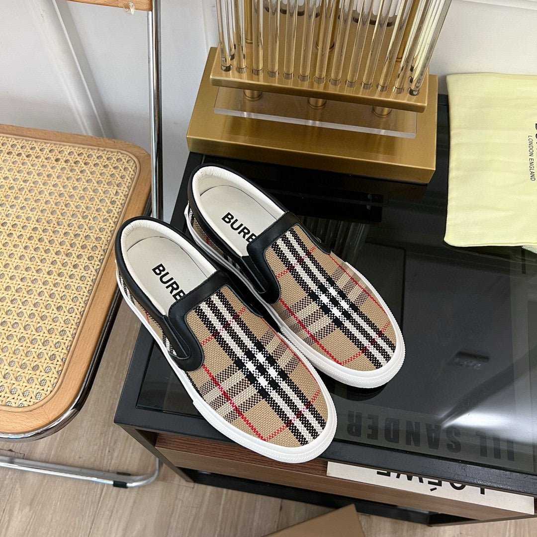 Burberry Sneakers