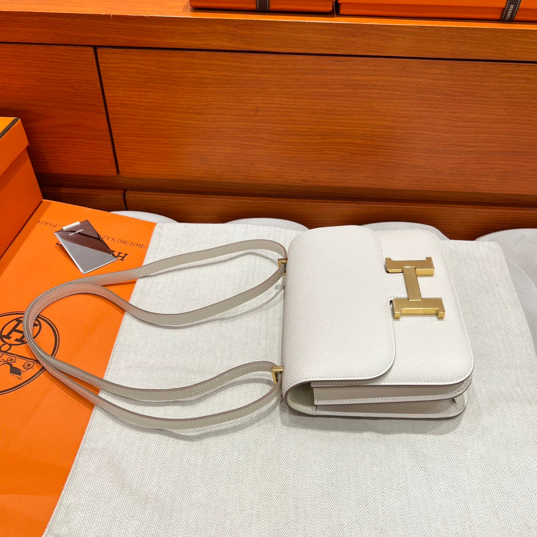 Hermes Constance 19