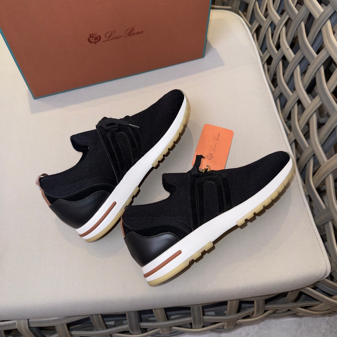 LP Sneakers