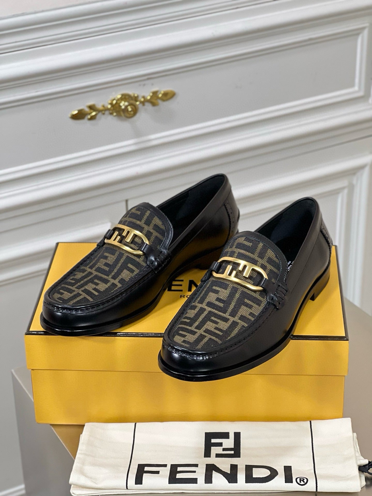 Fendi Loafer
