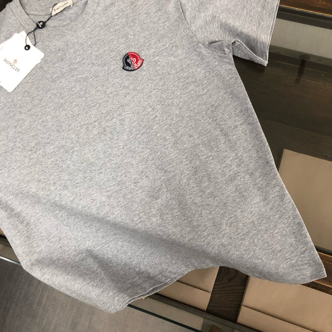 Moncler T-shirt