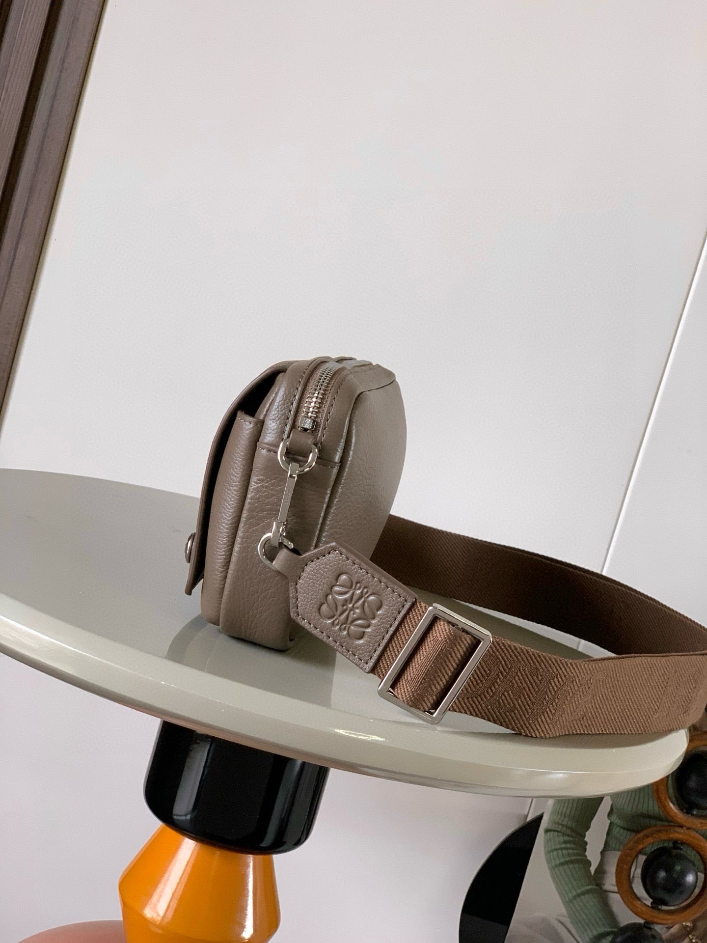 Loewe Messenger Bag 20x12.5x6CM