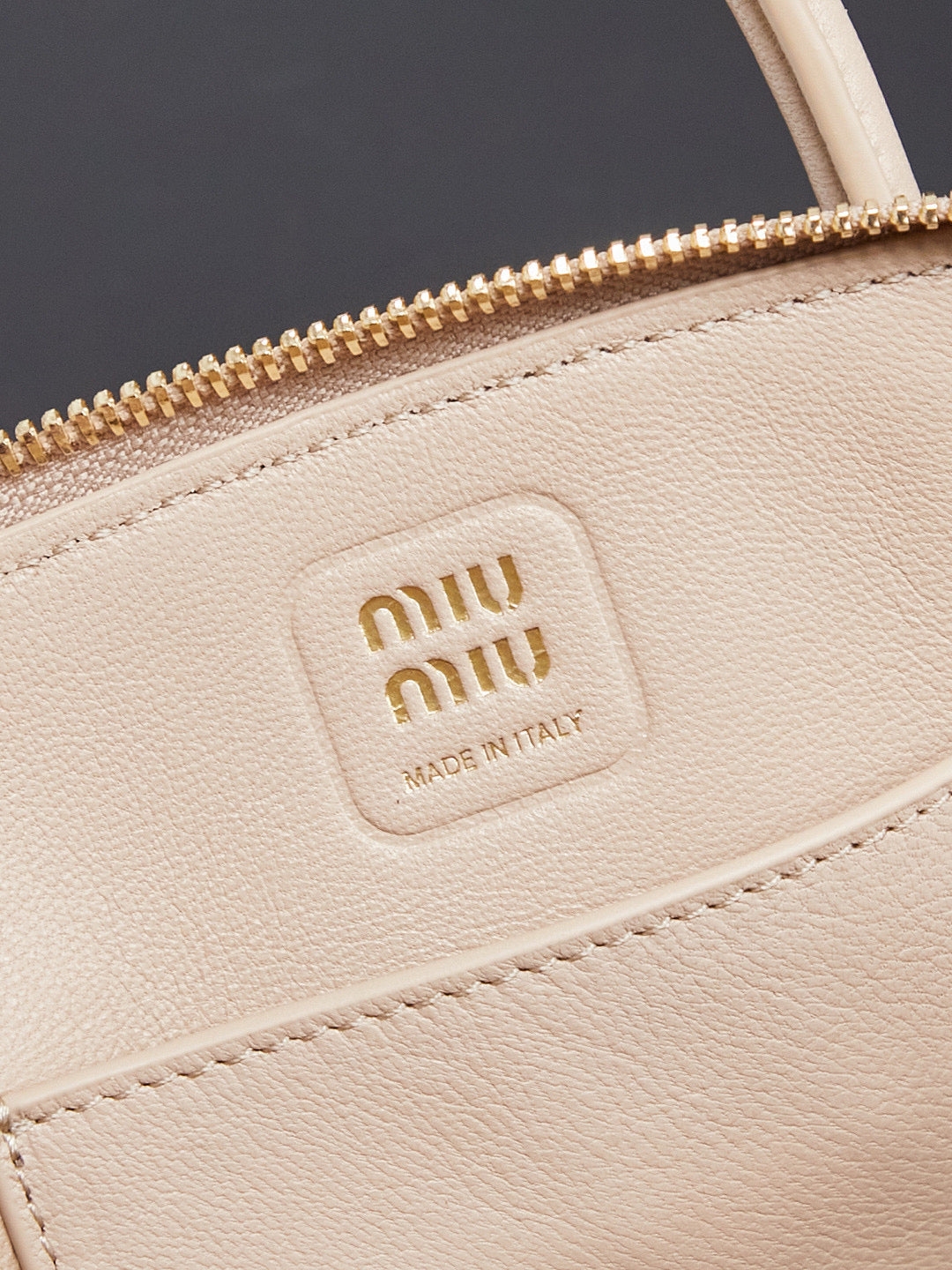 Miu Miu Bowling bag 28x16.5x10cm