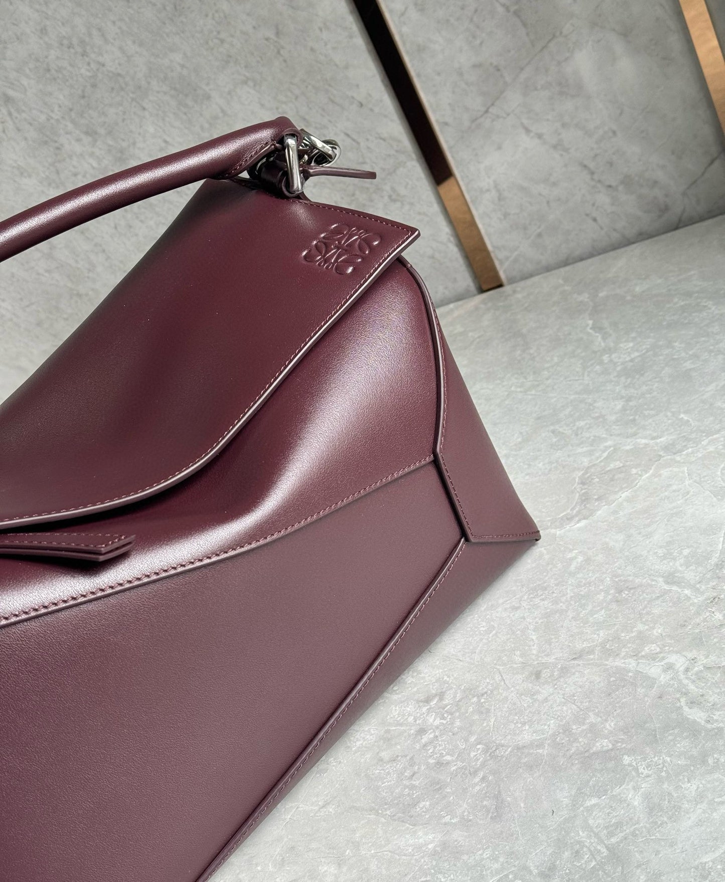 Loewe Puzzle Shoulder Bag(33x21x17cm)