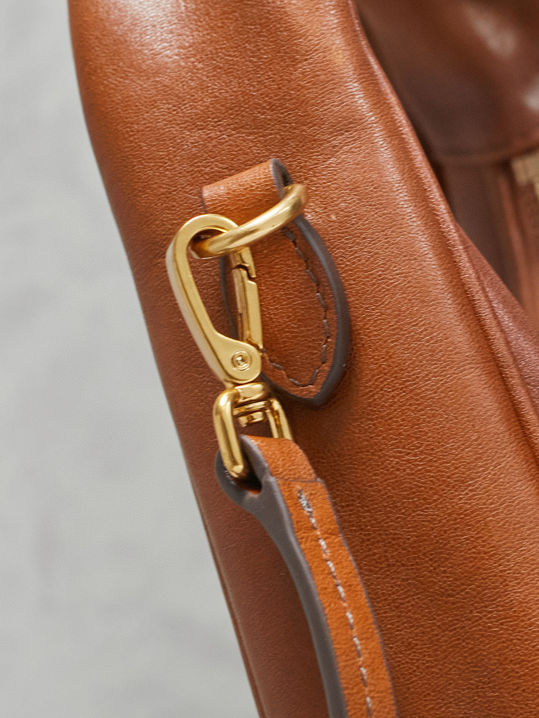 Miu Miu Wander Bag 20x23x6cm