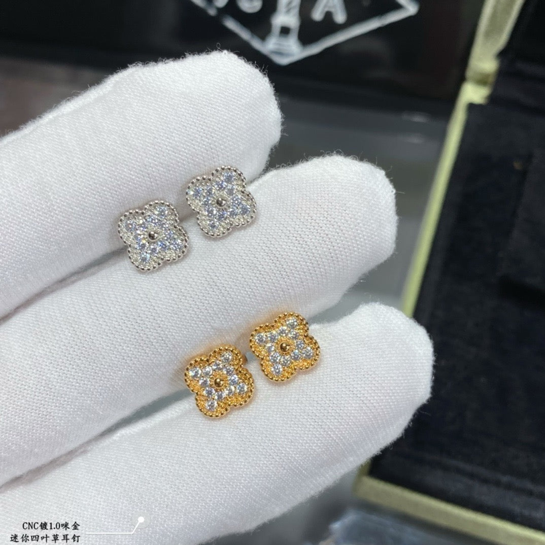 Van Cleef & Arpels Earrings