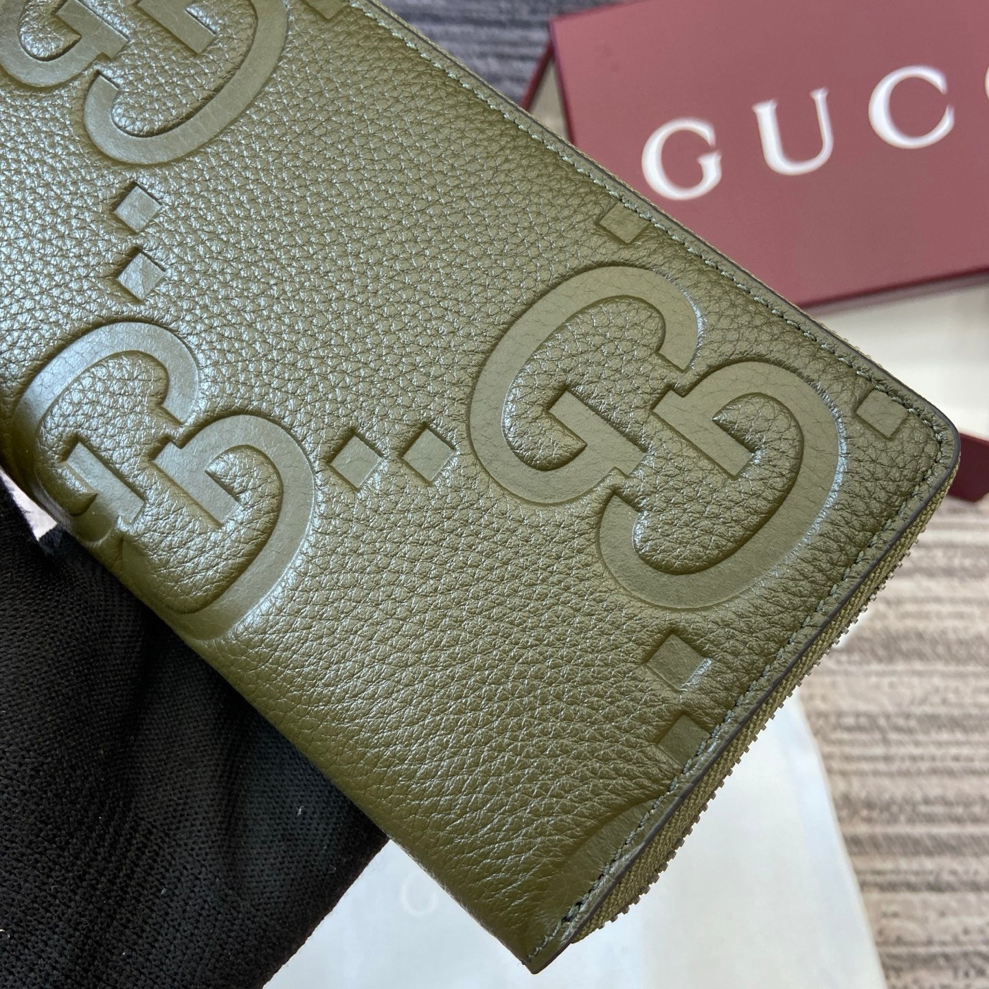 Gucci Long Zipped Wallet