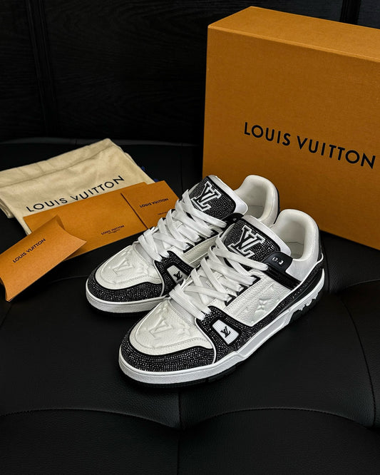 Lv Trainer