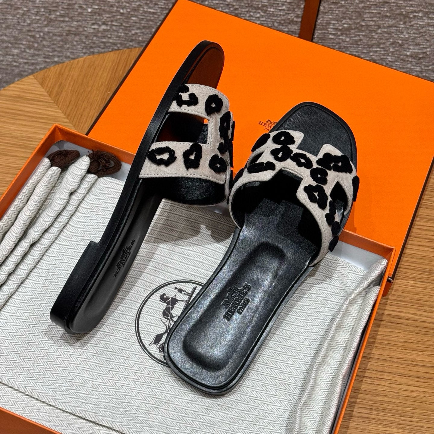 Hermes Slippers