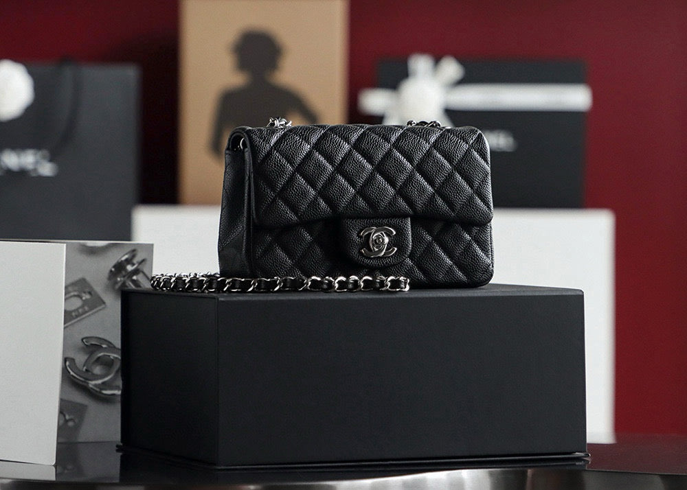 Chanel CF Mini Bag (12x20x6cm)