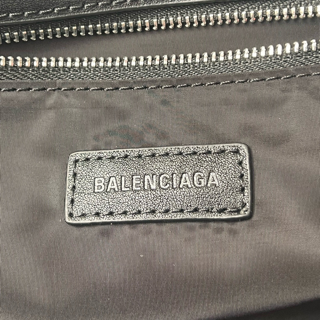 BLCG Grungy Messenger Bag