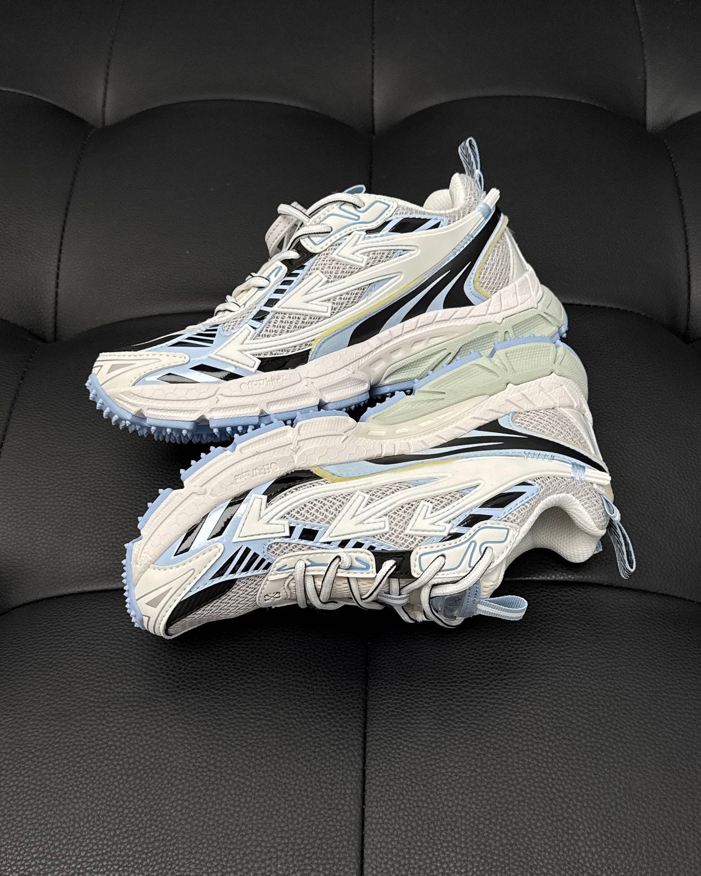 Off-White ODSY 1000 Sneaker