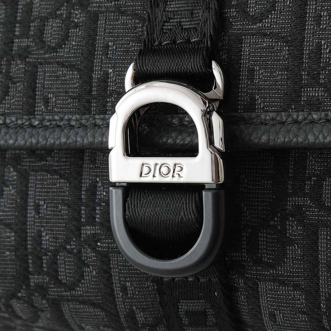 Dior 8 Oblique Belt Bag