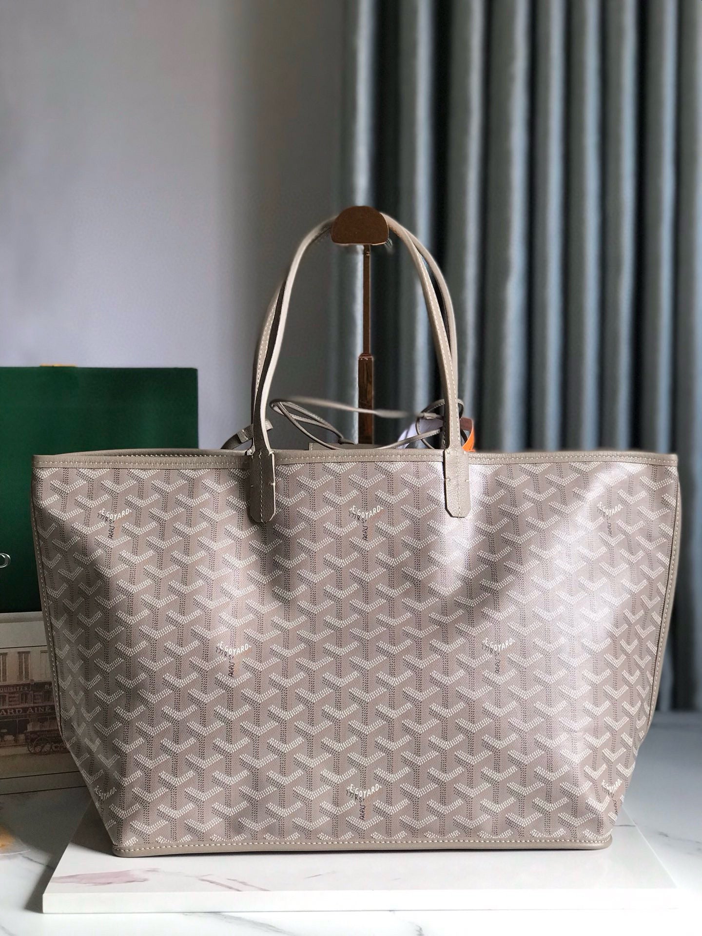 GOYARD REVERSIBLE ANJOU 39*32*19