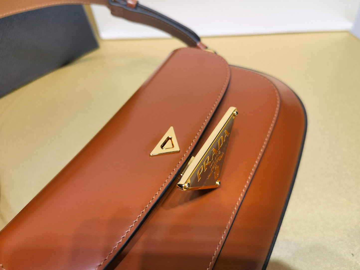 Prada Shoulder Bag 24x11x4cm