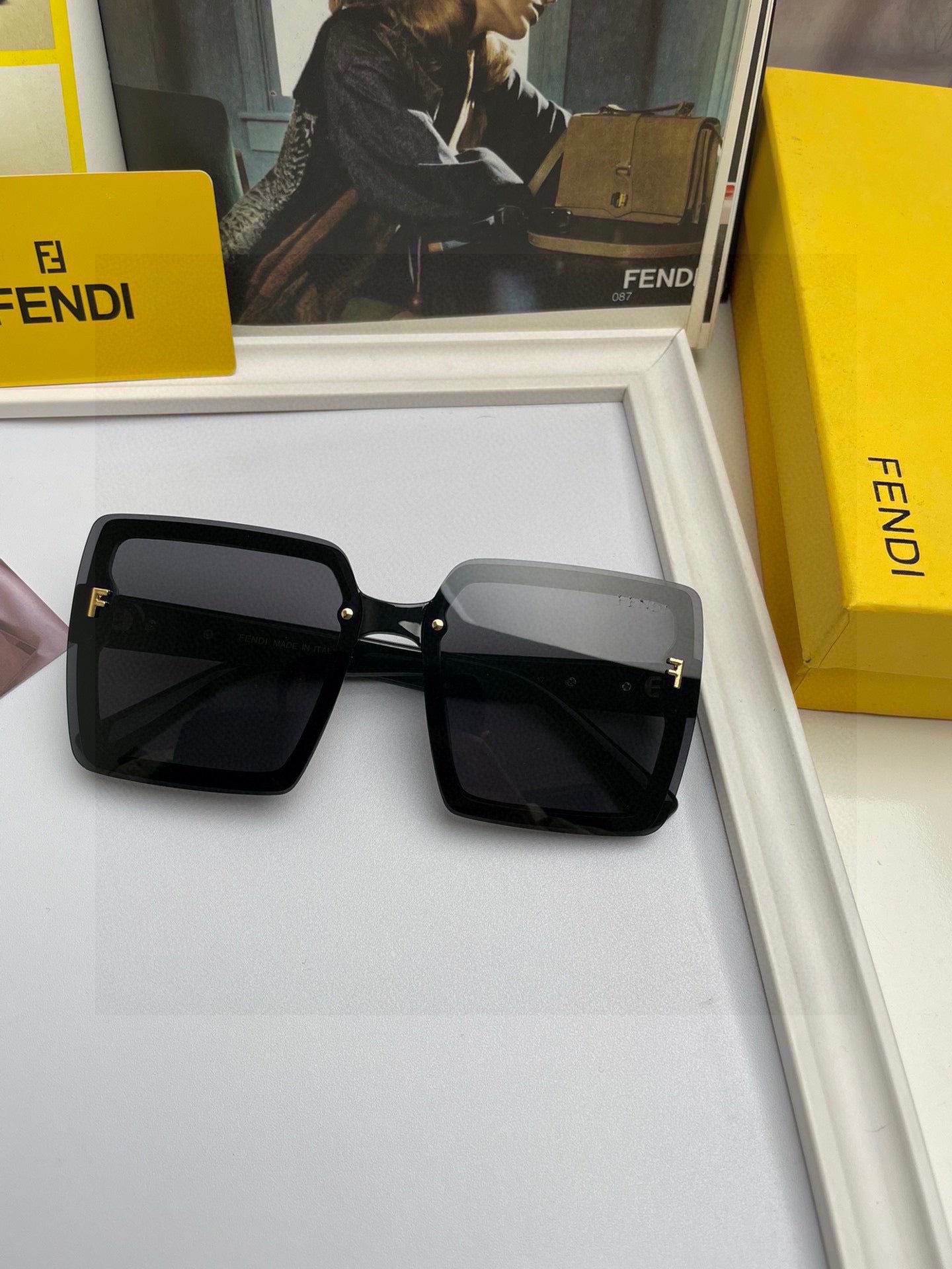 gafas de sol fendi