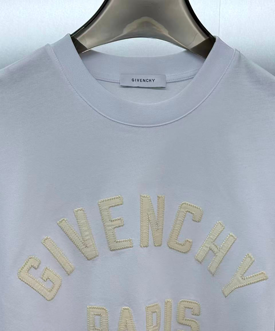 Givenchy T-Shirt