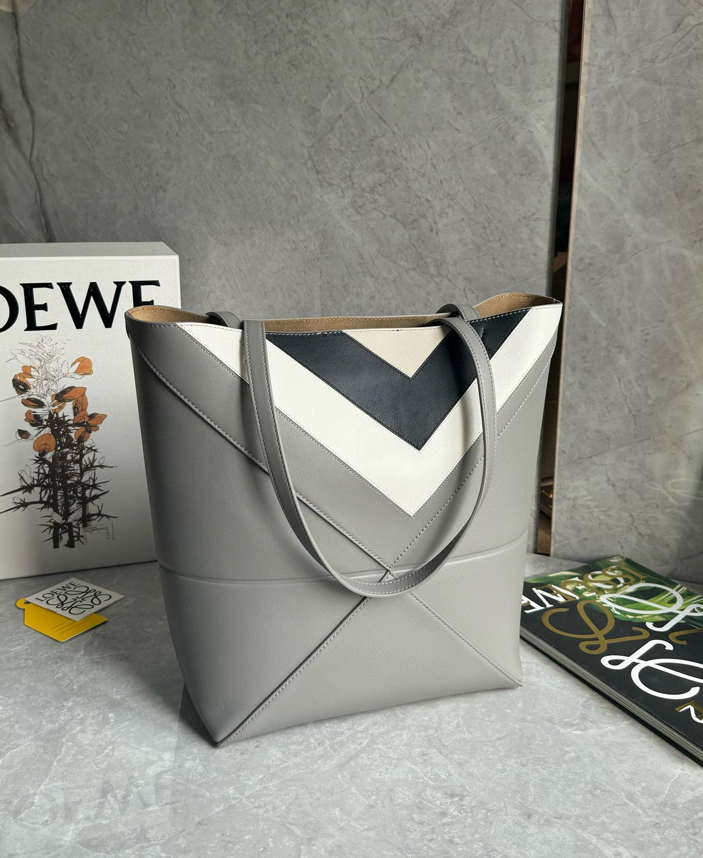 Loewe Puzzle Fold Tote Bag(25.5x14.5x31.5cm)