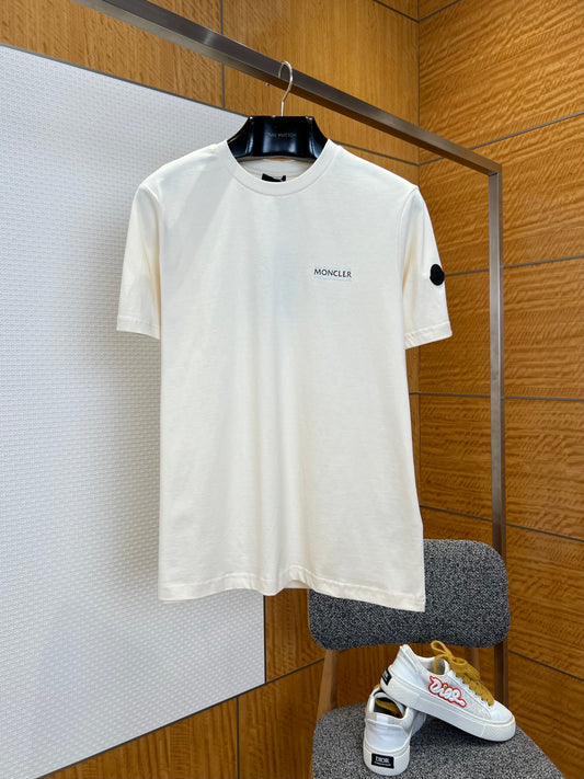 Moncler T-shirt