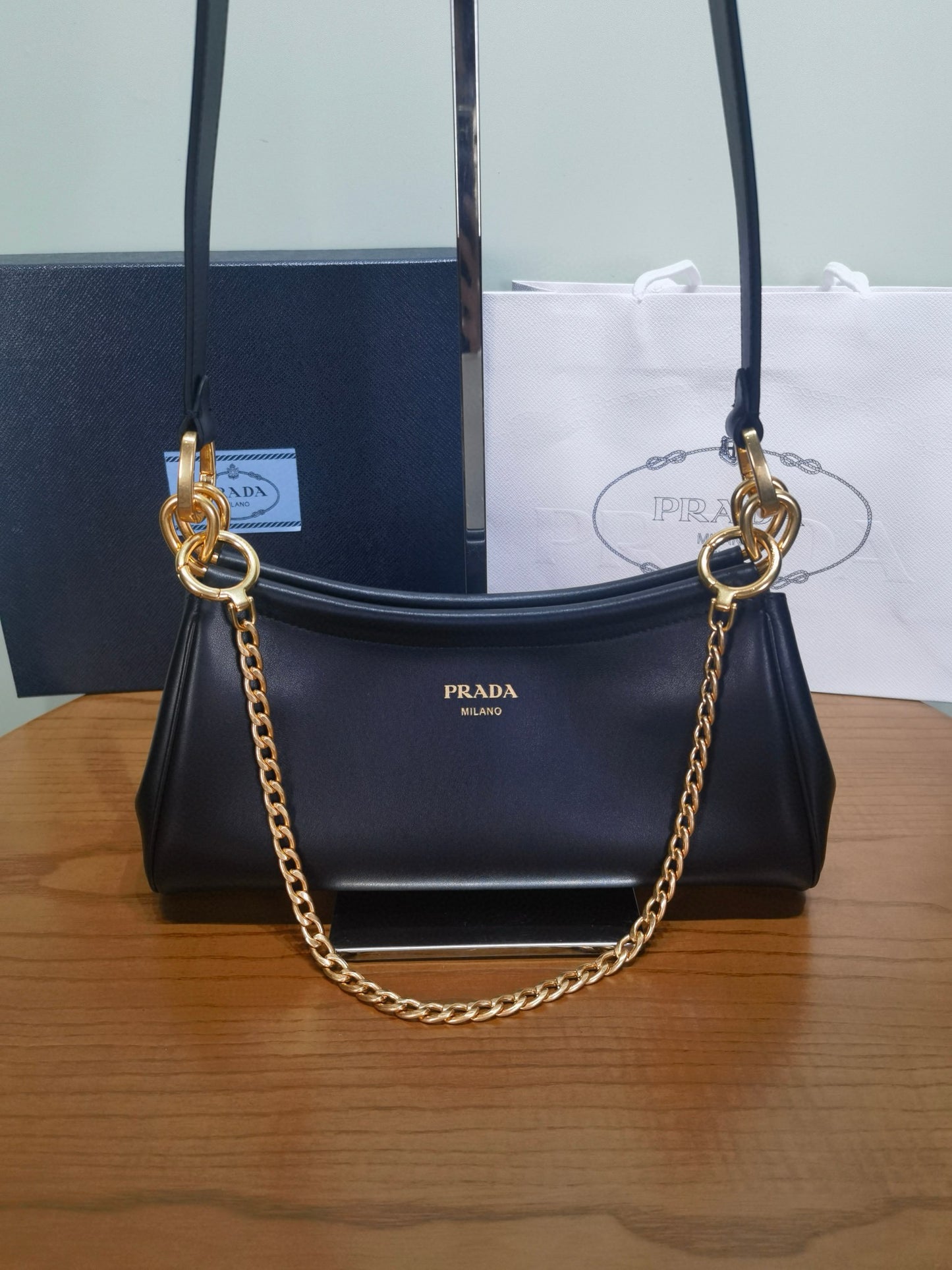 PD Enchaine Shoulder Bag