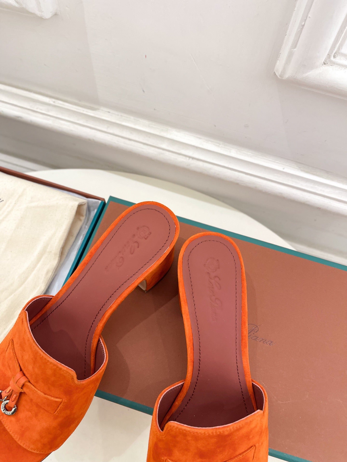 LP Sandals