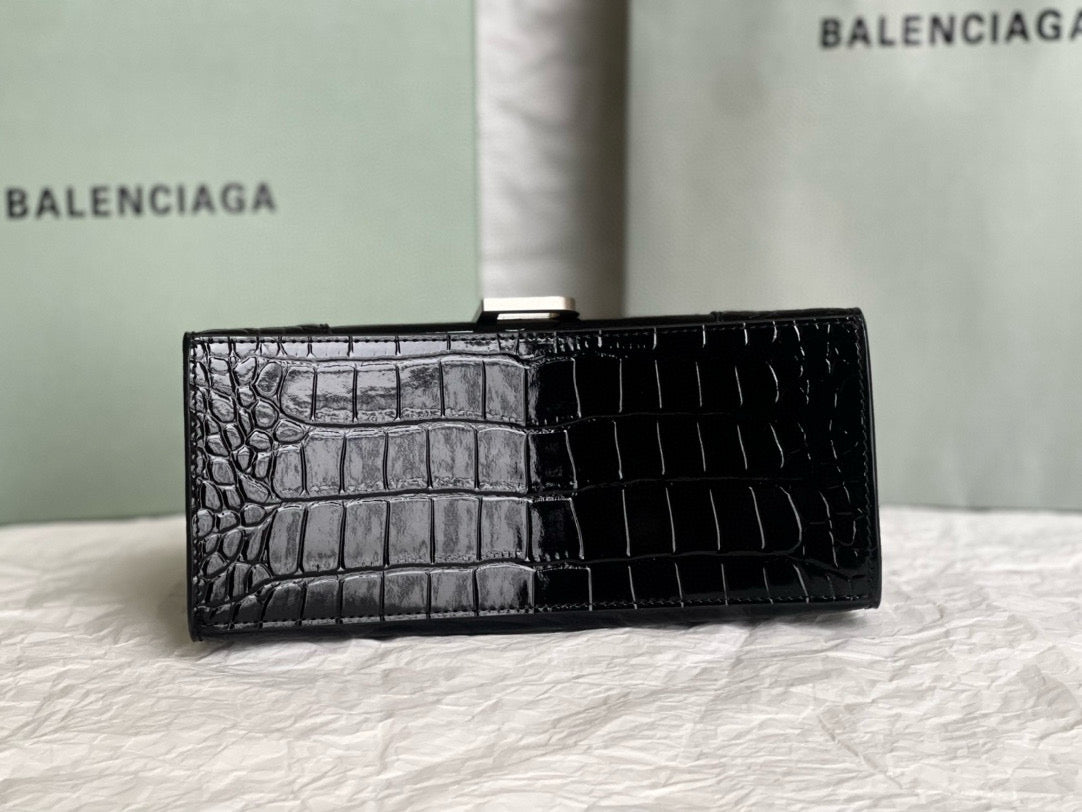 BLCG Hourglass Crocodile Top-handle Handbag
(23x10x24cm)