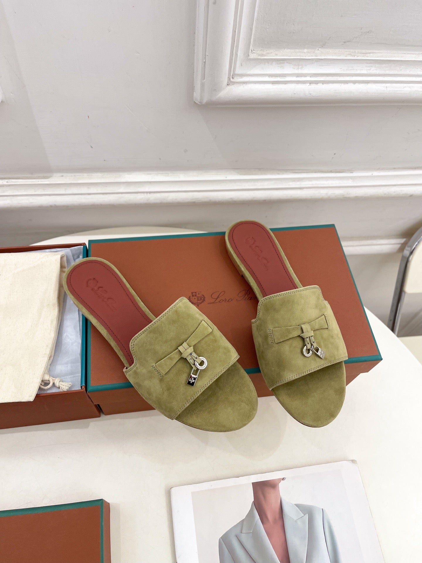 LP Sandals