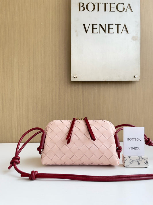 BV Intrecciato Concert Pouch Bag