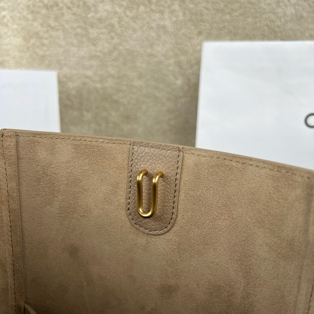 Celine Sangle Bucket