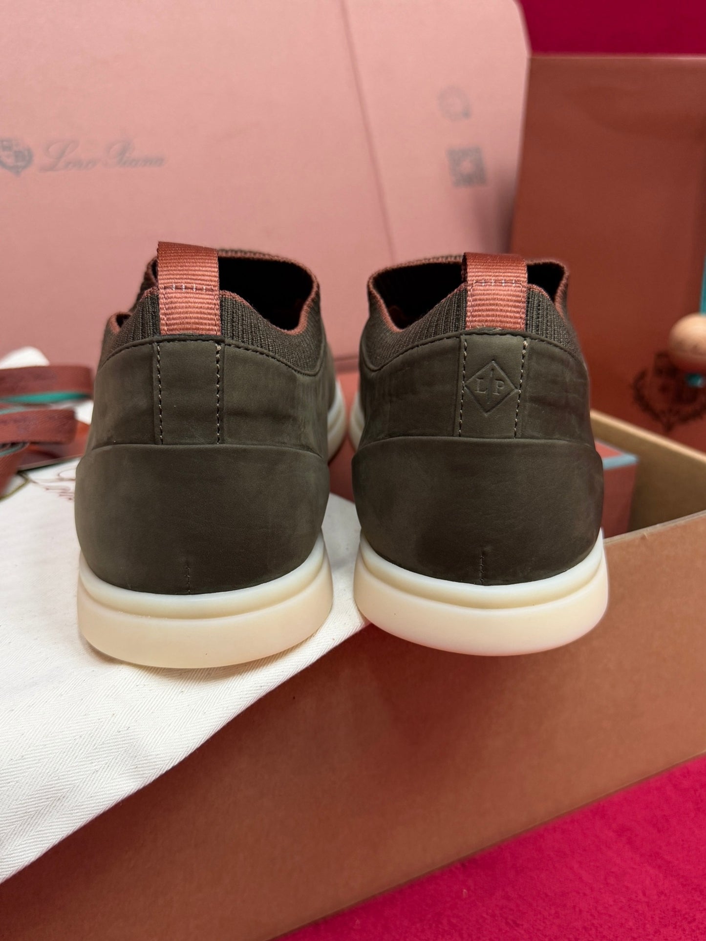 LP Sneaker