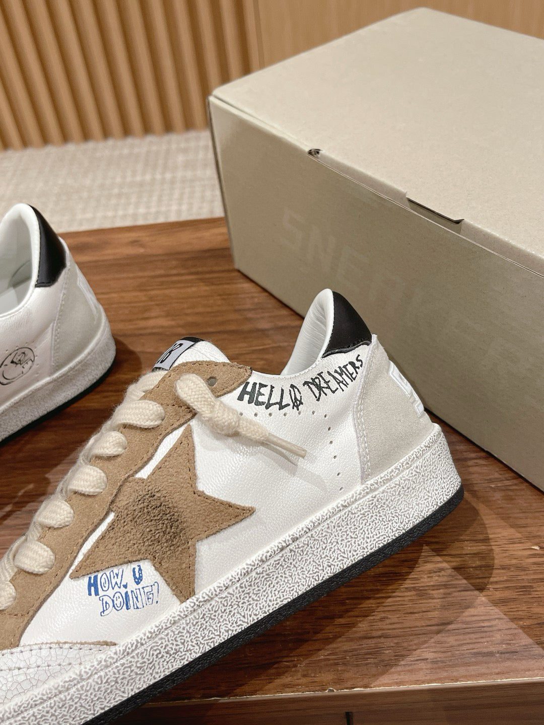 Golden Goose Sneaker