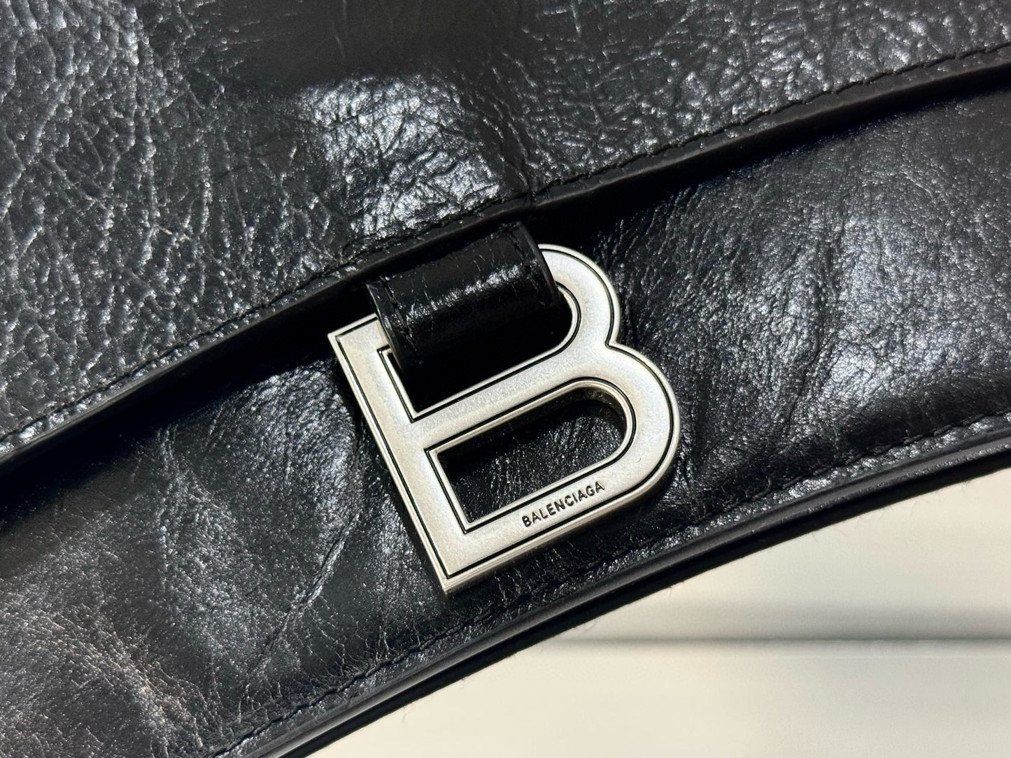 BLCG Crush Shoulder Bag
(25x15x8cm)