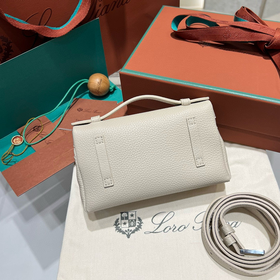 Loro Piana 16 Classic Bag