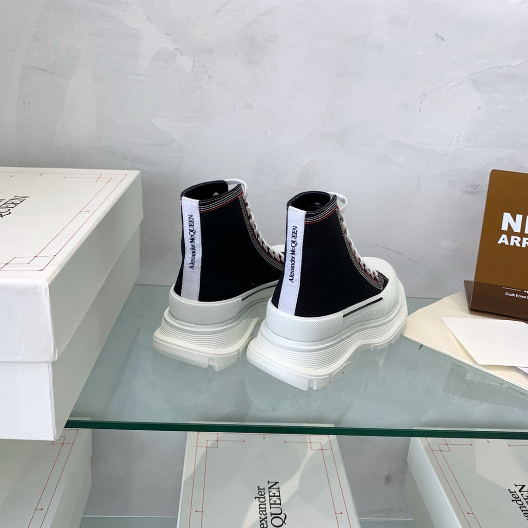 Alexander McQueen Sneakers
