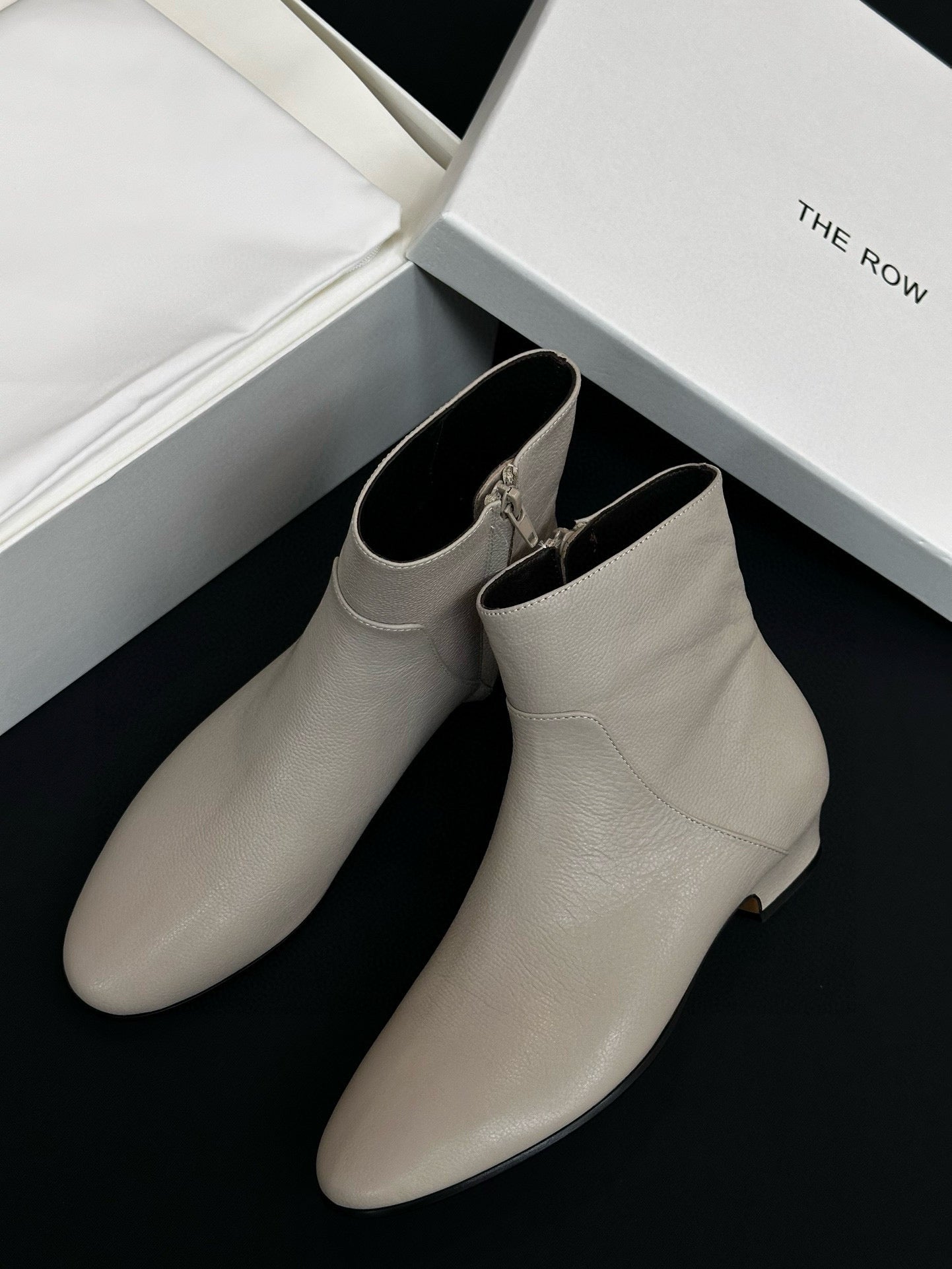 The Row Boot