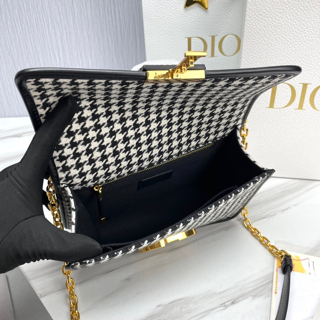 Dior 30 Montaigne (25cm)