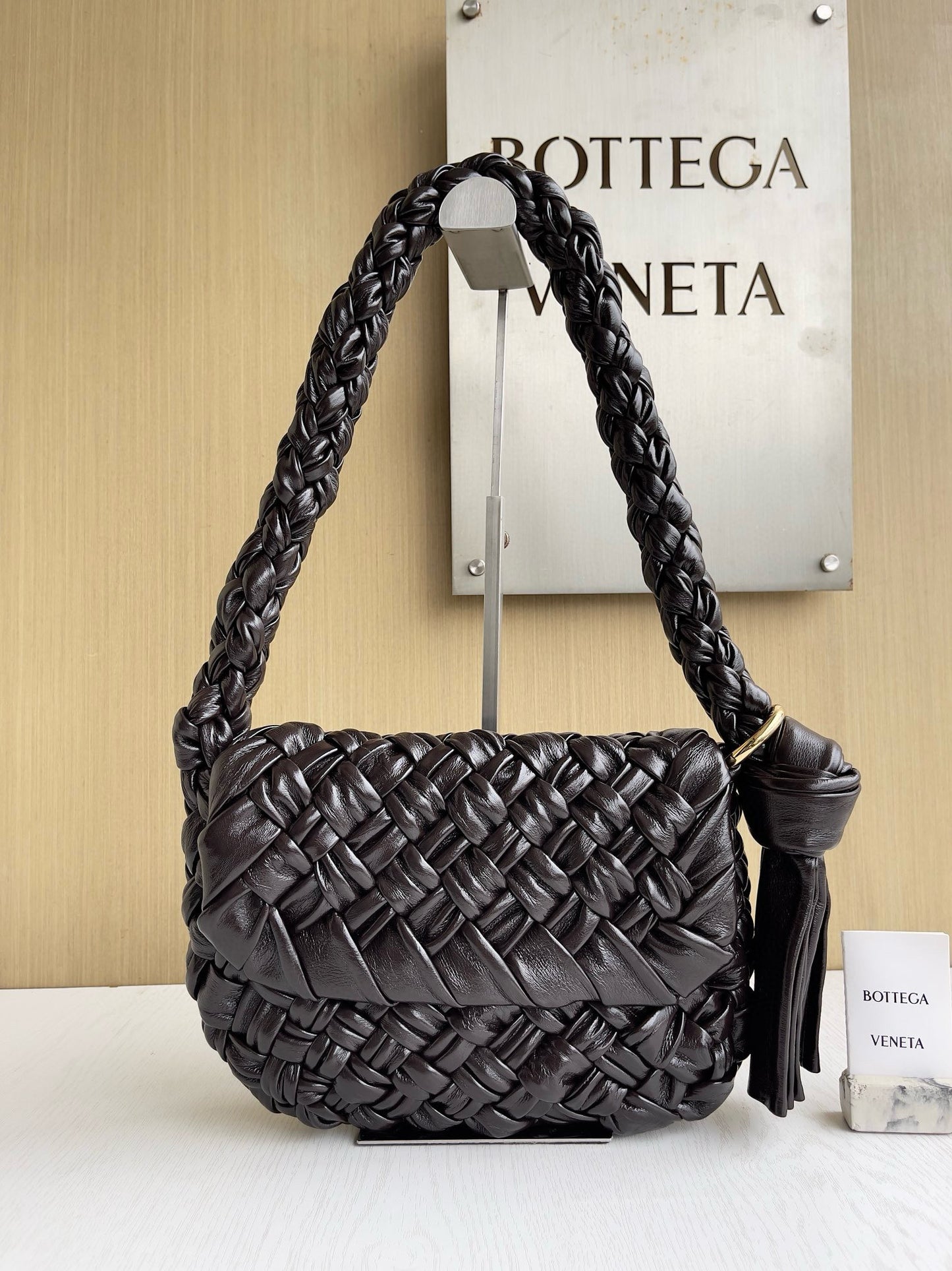 BV Kalimero Citta Shoulder Bag 25x18x5.5cm