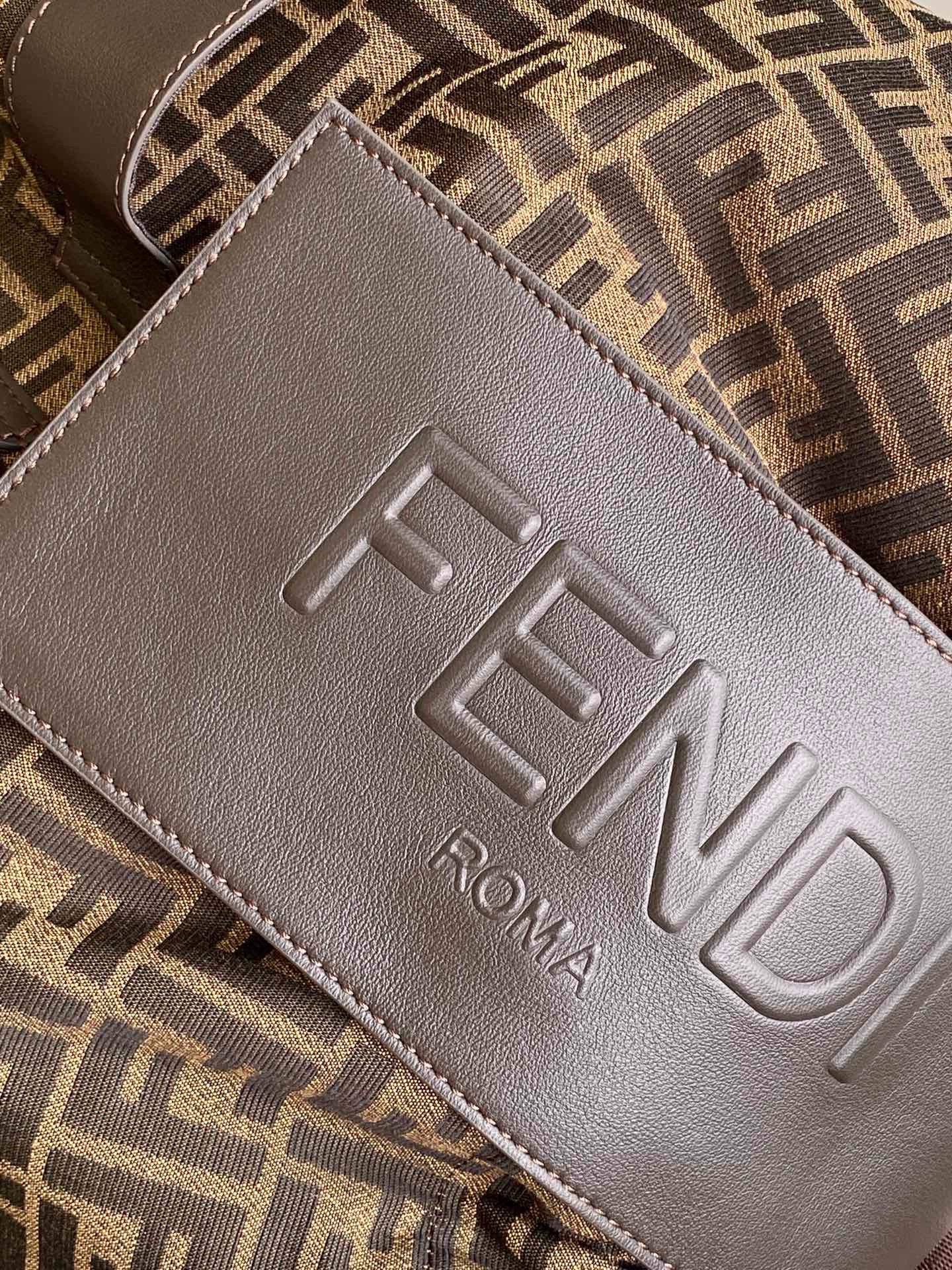 FENDI BACKPACK 40*25*46