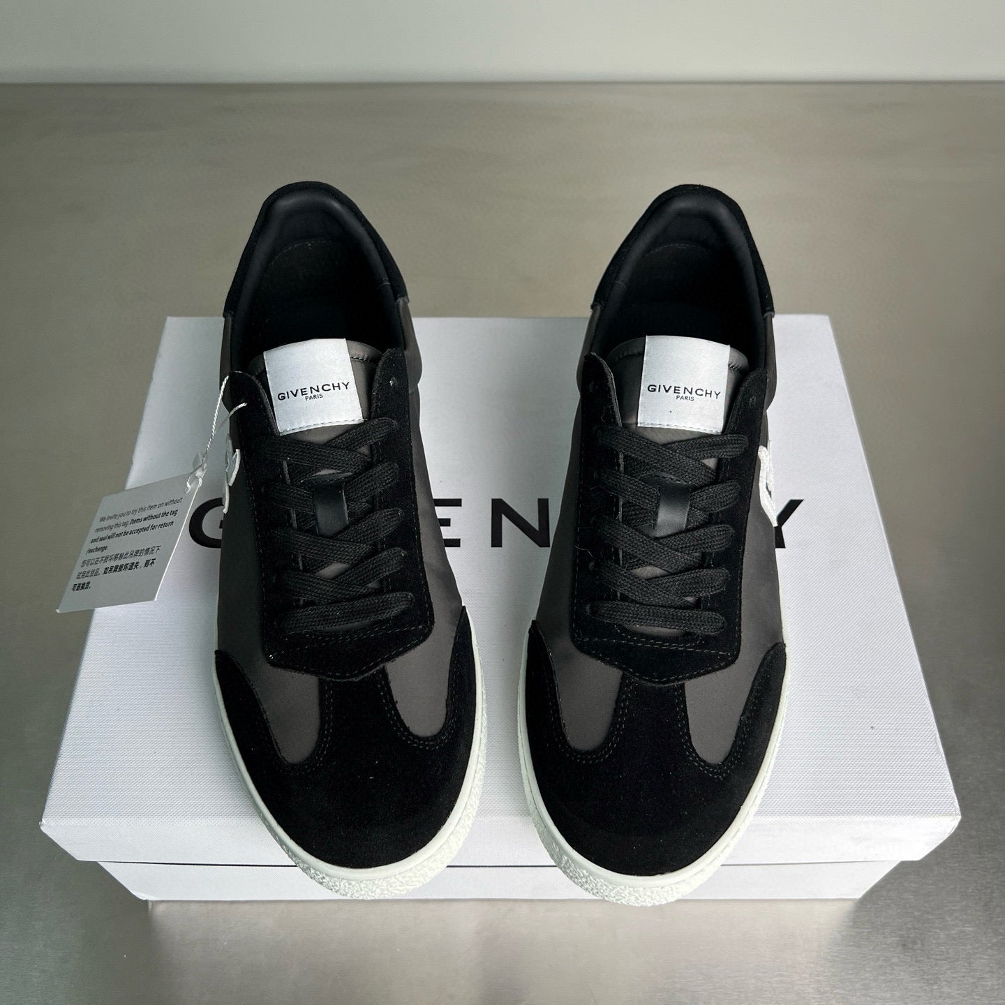 Givenchy Sneakers