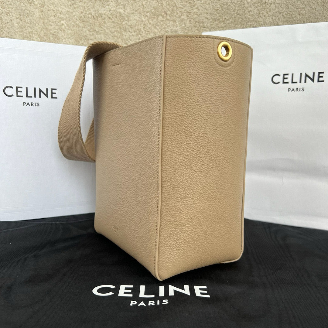 Celine Sangle Bucket