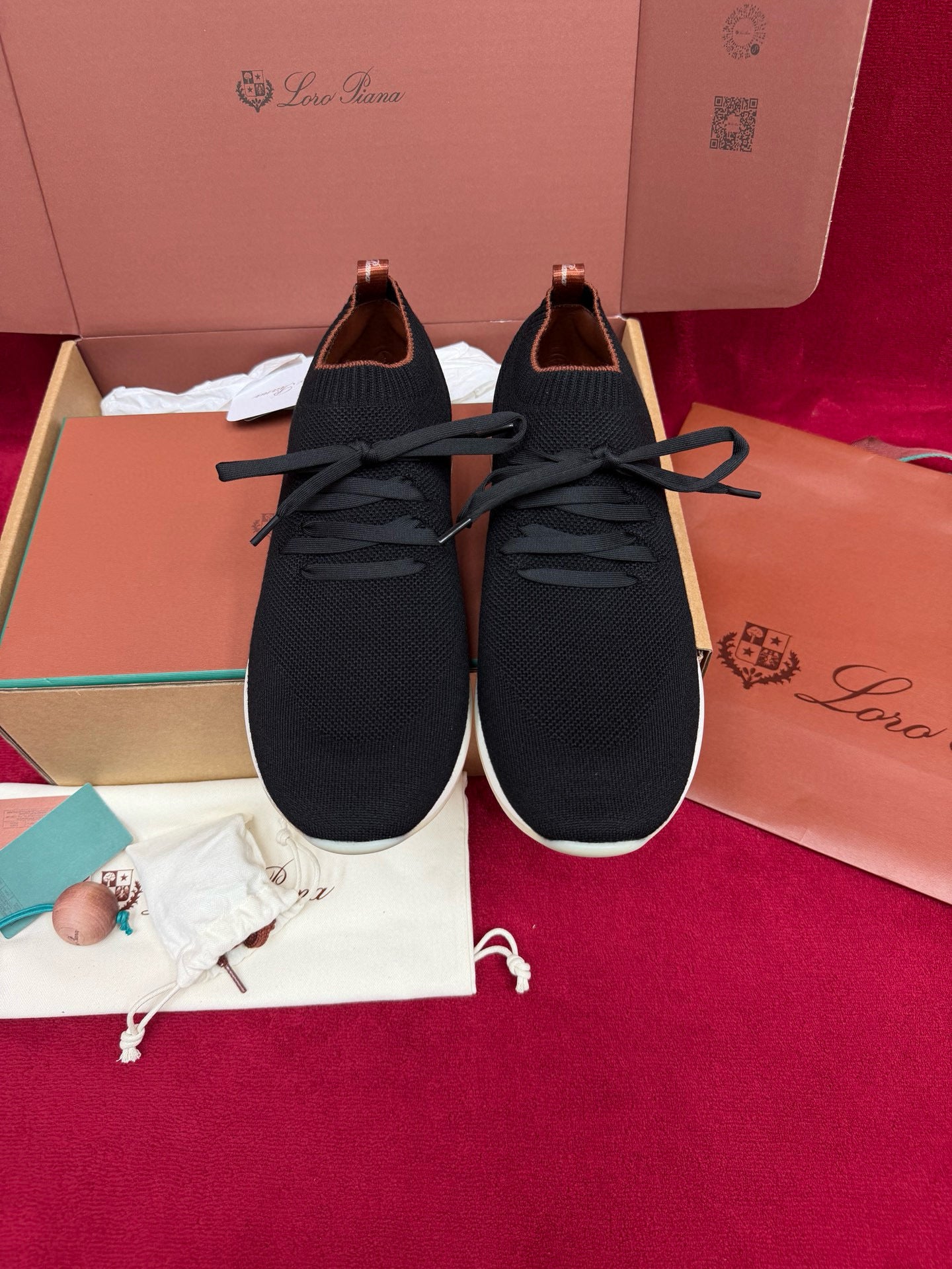 Loro Piana 360 Flexy Walk Sneakers