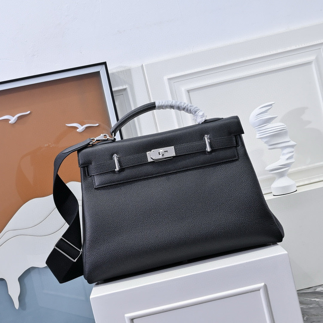 Hermes Kelly Bag