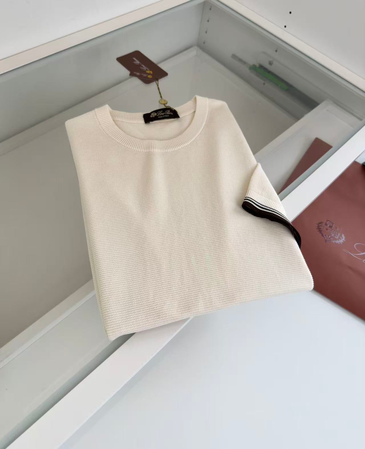 LP T-shirt