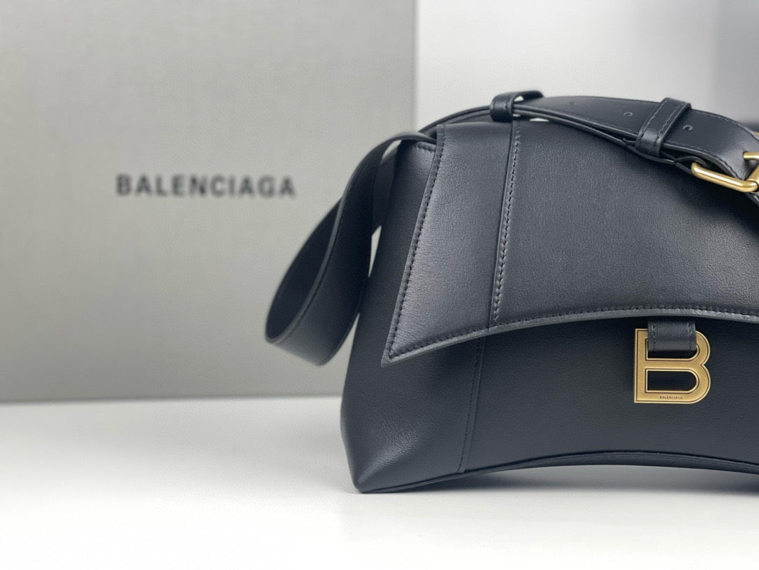 BLCG Downtown Leather Shoulder Bag